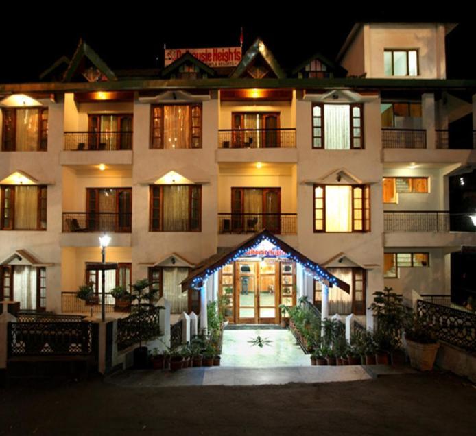 Hotel Dalhousie Heights Екстериор снимка
