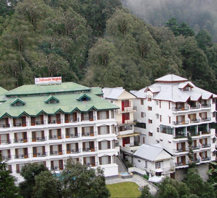 Hotel Dalhousie Heights Екстериор снимка