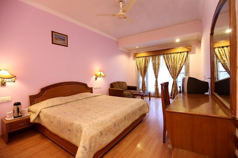 Hotel Dalhousie Heights Екстериор снимка